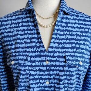 J.McLaughlin Button Down Shirt Sky Blue Stripe Royal Blue Jersey Knit Size Med